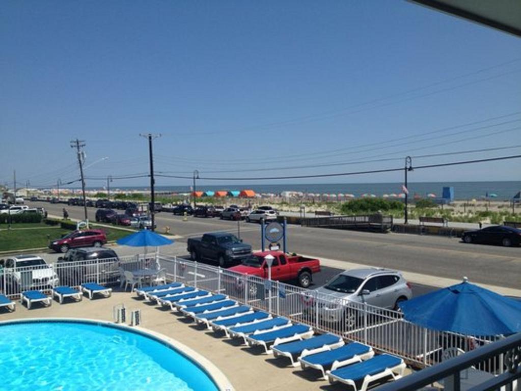 Colton Court Motor Inn Cape May Ngoại thất bức ảnh